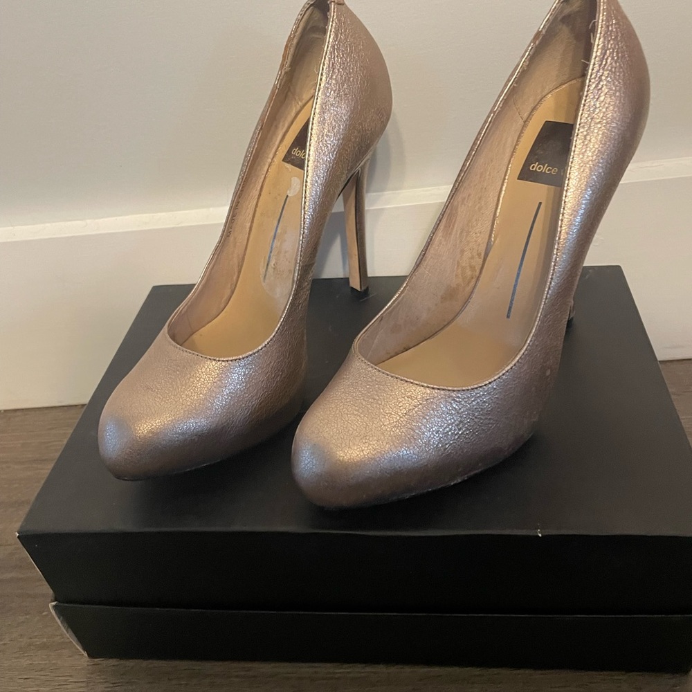 Dolce Vita Metallic Rose Gold Platform Pumps Size 7M